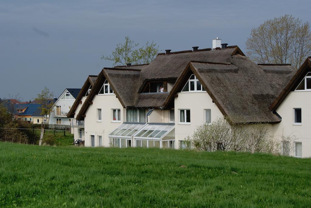 Fewo 18 Im Strandhaus Lobbe Mit Balkon Quarto foto