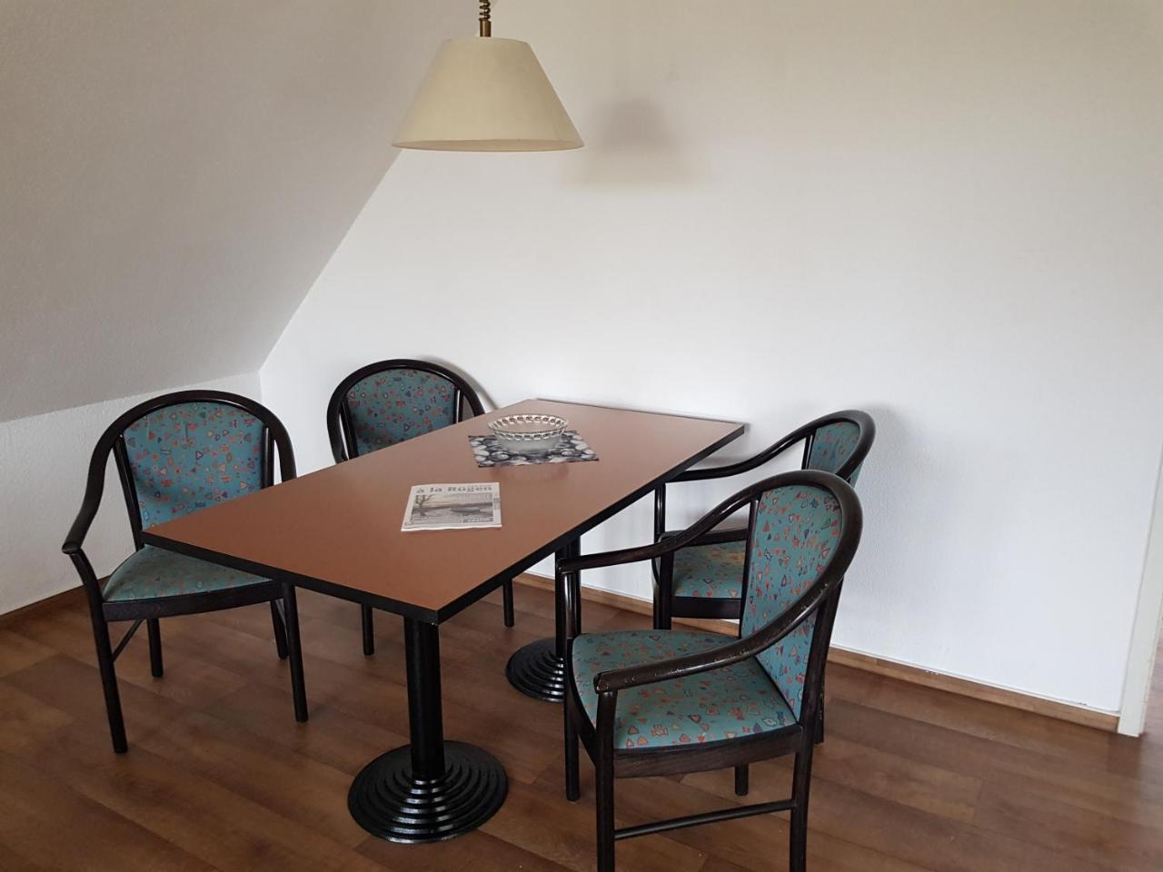 Fewo 18 Im Strandhaus Lobbe Mit Balkon Quarto foto